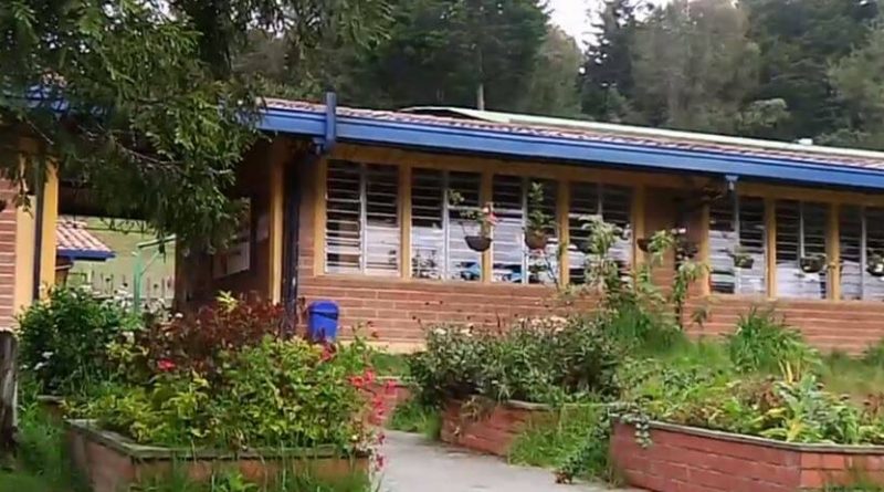 El Dagrd revisó grietas en colegio de Santa Elena