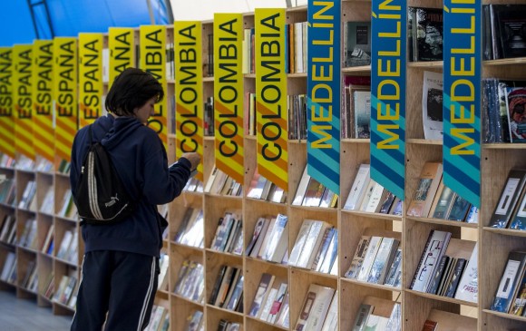 Medellín es la ciudad que más libros lee en Colombia