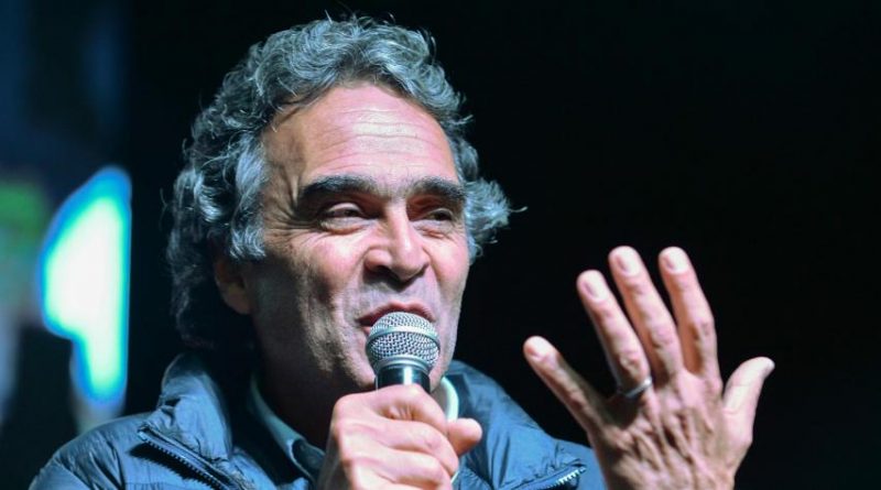 Fajardo votará en blanco en la segunda vuelta