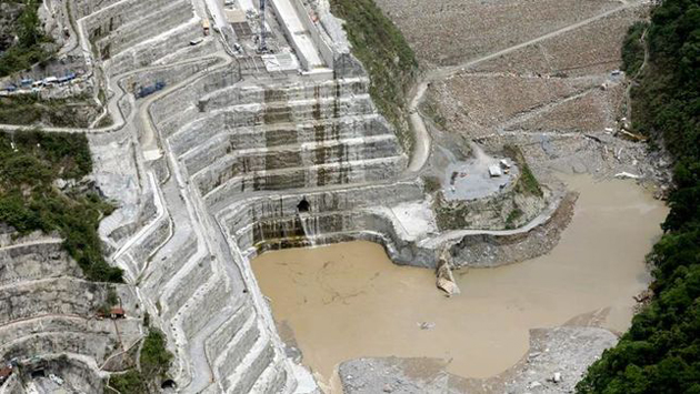 Mas de 25.000 evacuados por crisis hidroeléctrica en Colombia