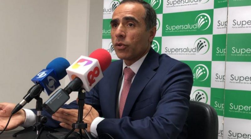 Superintendente de Salud Nacional se pronunció sobre temas de interés publico