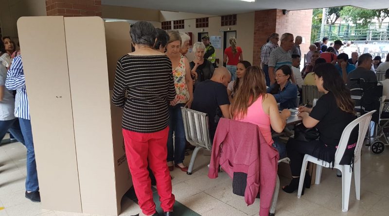 Autoridades calificaron las votaciones de este domingo como las más tranquilas de la historia