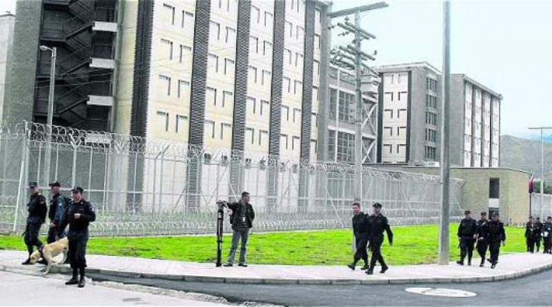 Capturan a director de cárcel La Modelo en Bogotá