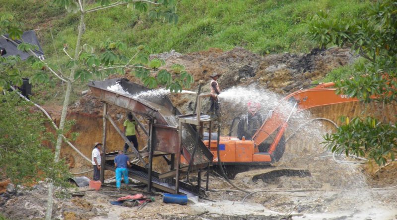 Procuraduría podría ordenar desalojo de 50 minas en Remedios