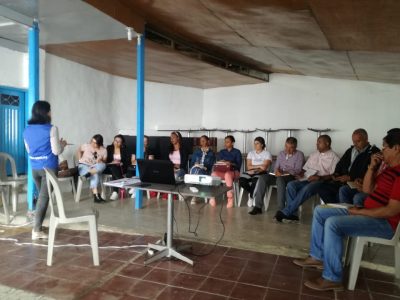 Gran Colombia Gold presenta plan escolar para estrechar lazos con las familias