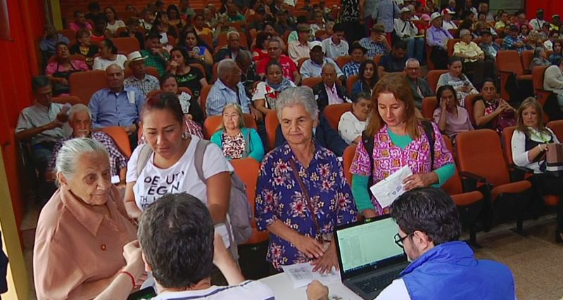 Adultos mayores víctimas del conflicto armado fueron indemnizados