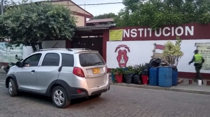 El precandidato Carlos Gómez repudió ataque violento a una mujer frente a un colegio en Montería