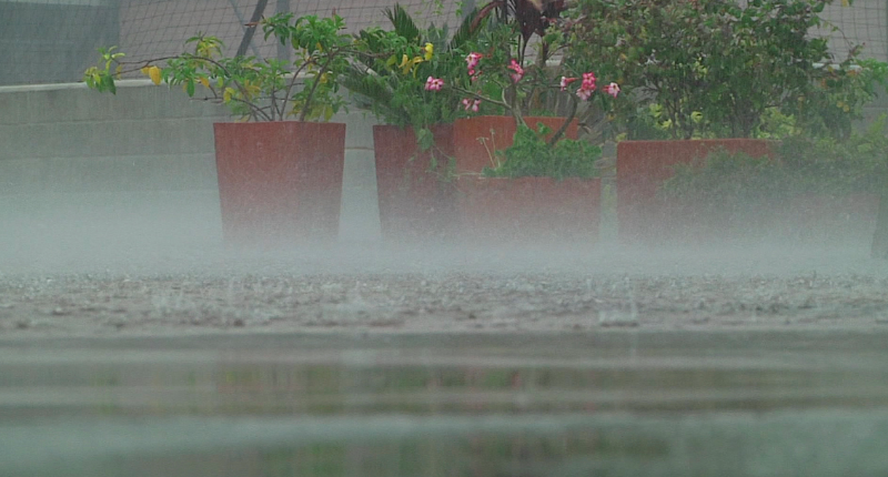 1.800 ayudas a damnificados por lluvias en Medellín