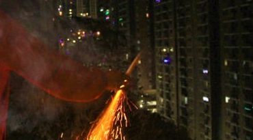 Cinco capturados y tres aprehendidos por quema de pólvora en Comuna 13