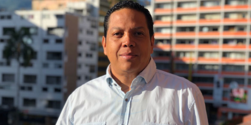 Con 96 % de aceptación, Mauricio Pinto gana encuesta en redes sociales para la candidatura del CD