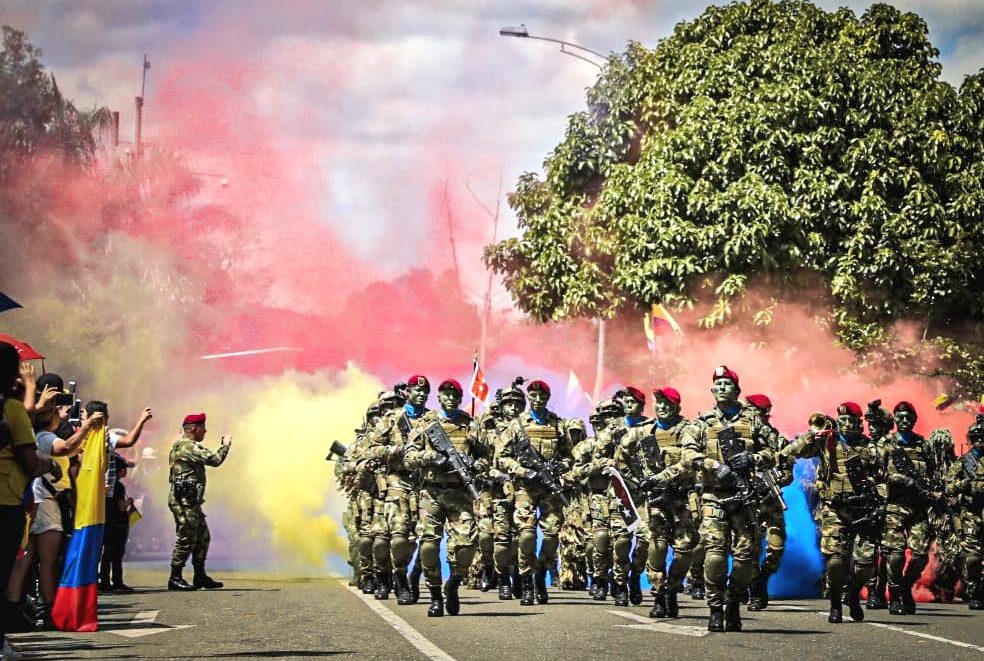 Se realizó en Medellín el desfile militar del Día de la Independencia