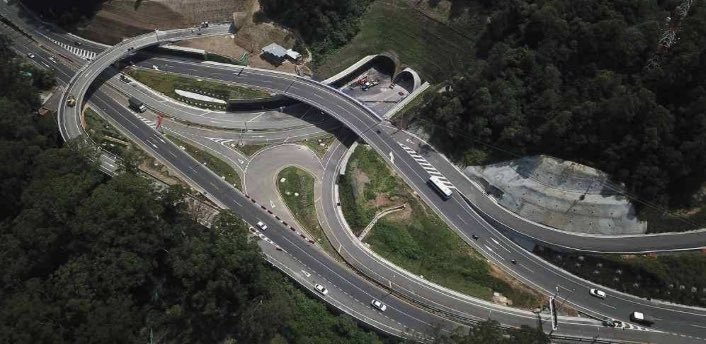 El Túnel de Oriente enfrentó su primer puente festivo