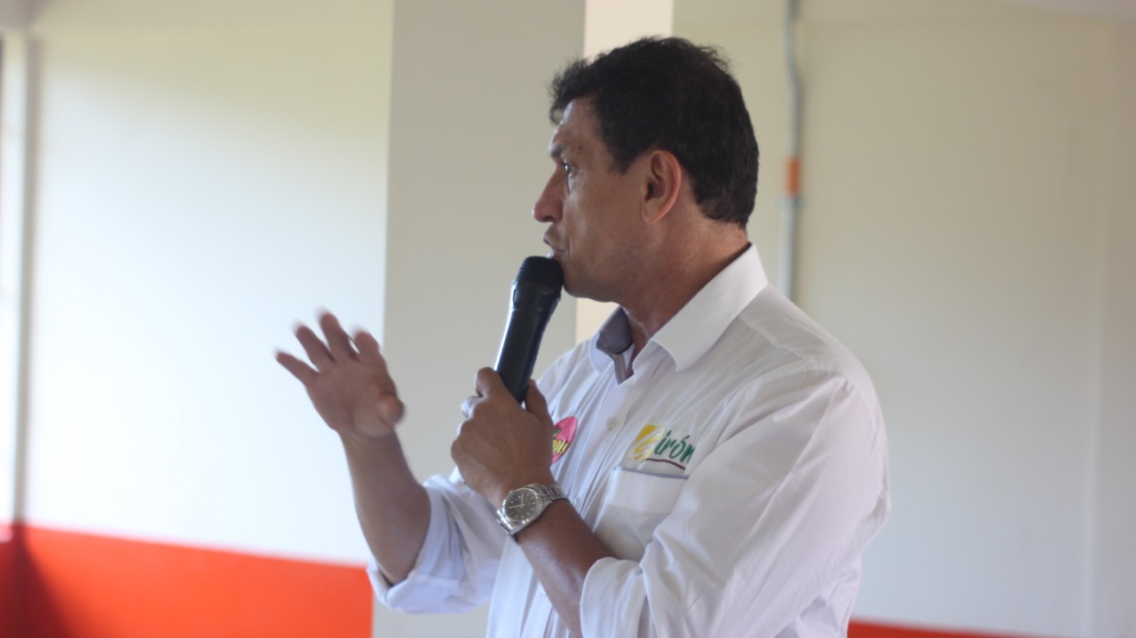 Alberto Girón, único candidato en responder a informe de Fundación PARES