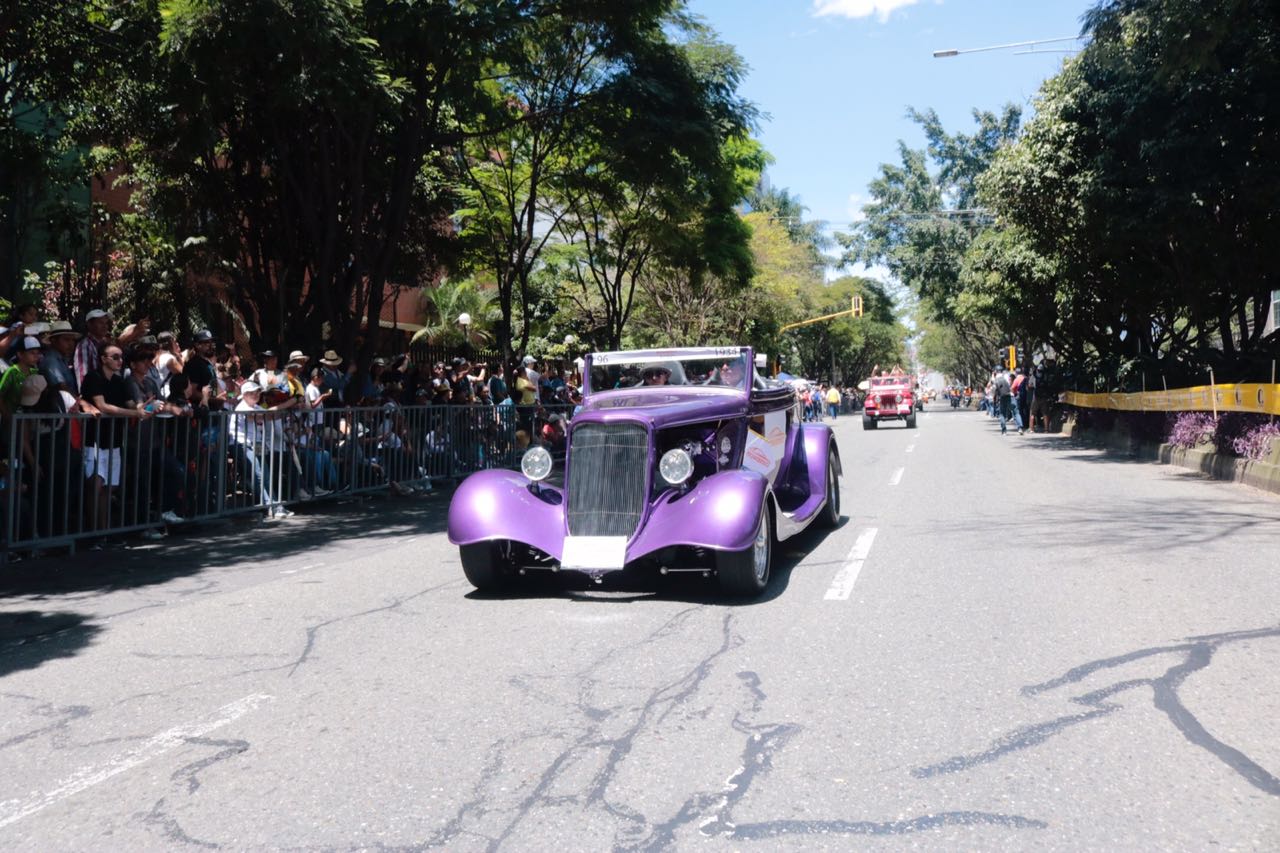 Feria de las Flores: cierres viales por Desfile de Silleteros y Carros Antiguos