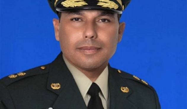 Dictan medida de aseguramiento al general en retiro Jorge Romero