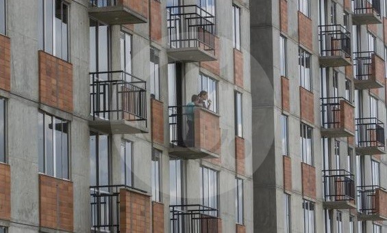 En Medellín, un niño de 4 años cae de un octavo piso