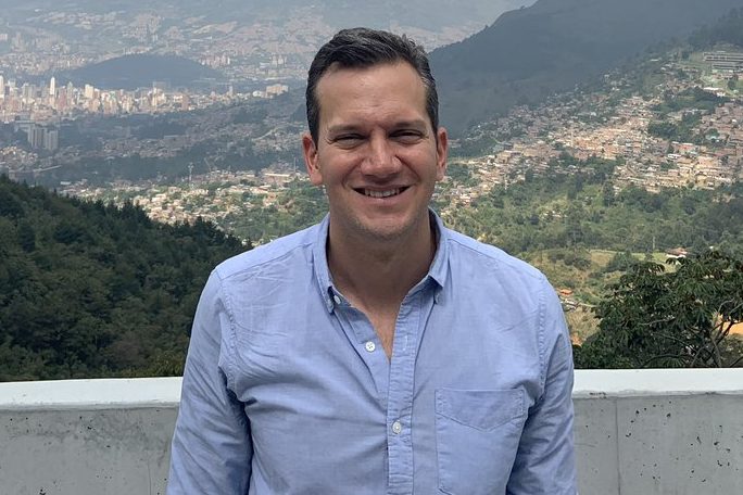 Alfredo Ramos radicó proyecto que busca prohibir regalos a servidores públicos