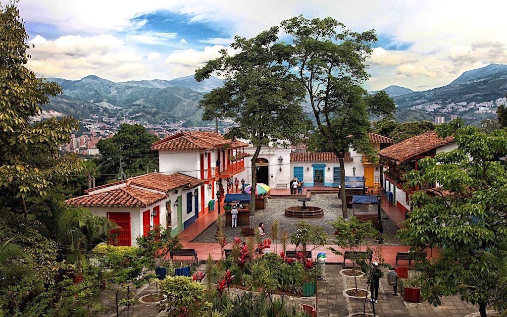 Luego de dos meses se reactivaron obras en el Pueblito Paisa