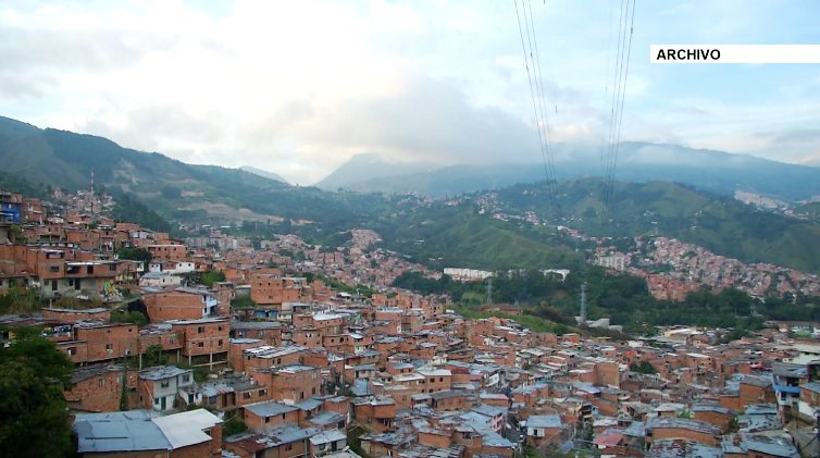 107.000 familias recibirán acompañamiento y nuevas oportunidades en Medellín
