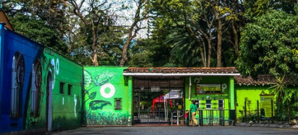 Firman convenio para el cuidado de los animales del Zoológico Santa Fe
