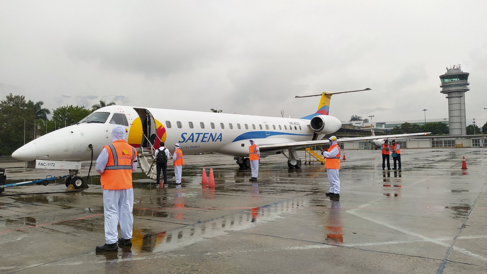 Aeropuerto Olaya Herrera entregó balance del primer día de reactivación
