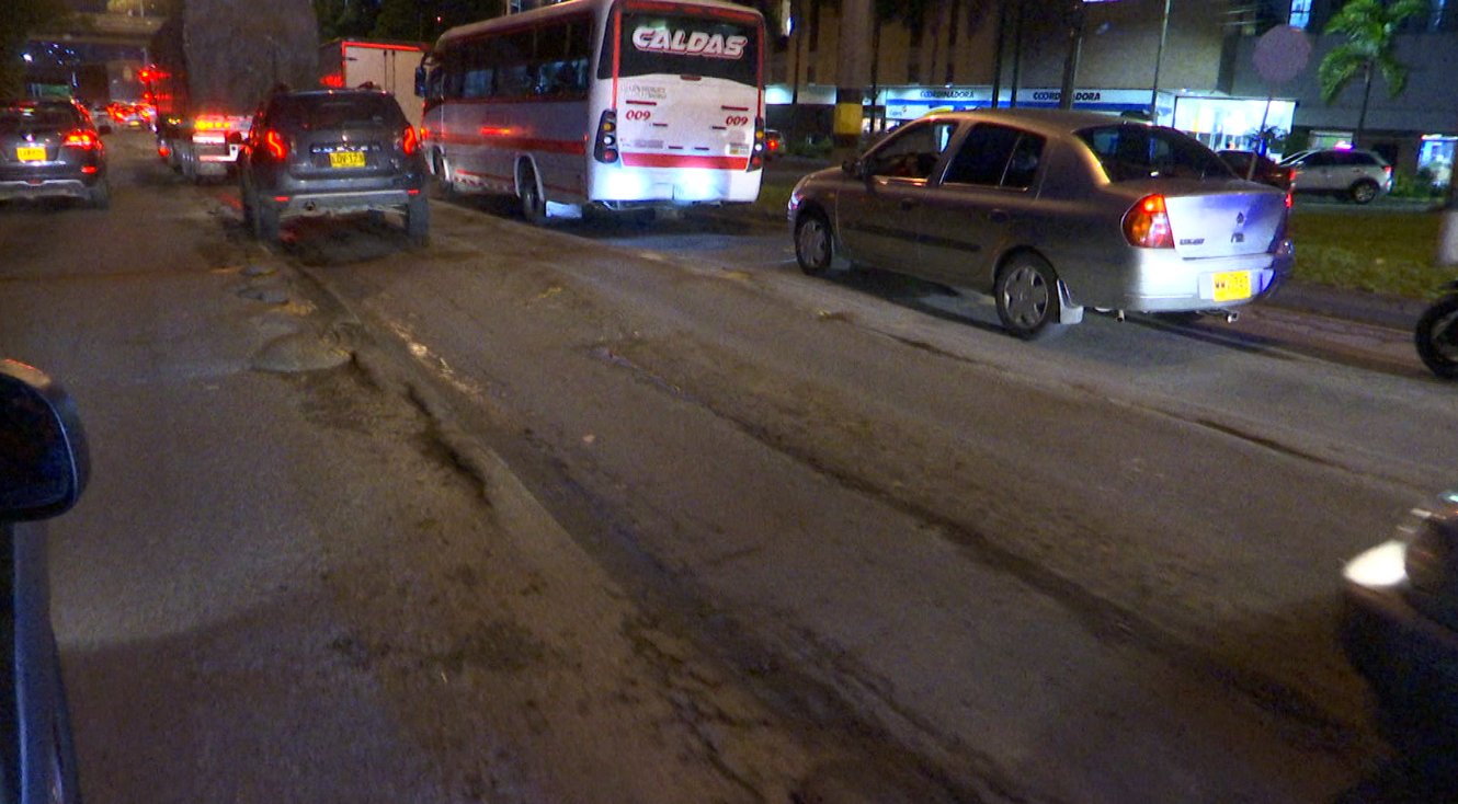 Área Metropolitana intervendrá tramo deteriorado en la Avenida Regional