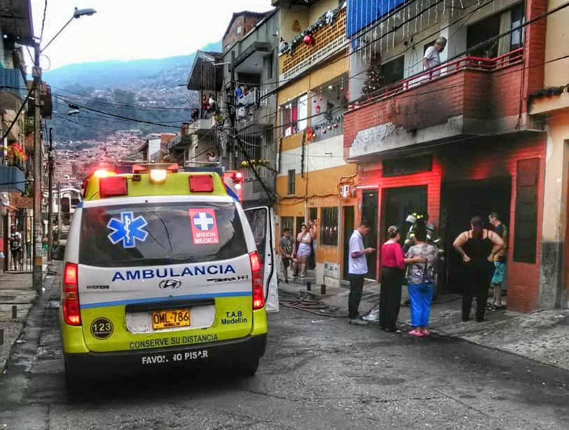 Una persona muerta y dos lesionadas dejó incendio en Buenos Aires