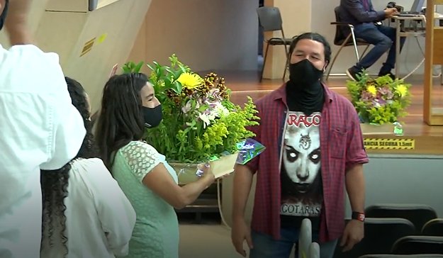 Terapeutas guiaron procesos de perdón de las 60 víctimas graduadas