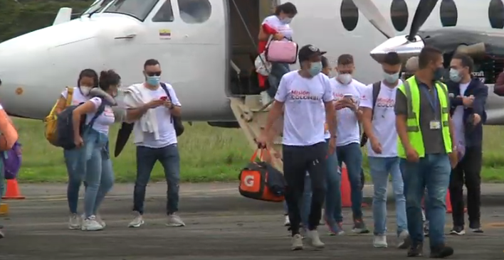 Llegaron a Medellín los 39 profesionales de la salud de Misión Médica