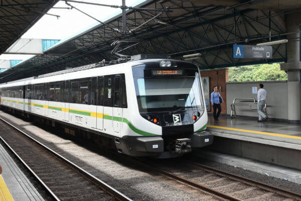 Sistema Metro trabajará en horarios normales durante confinamiento total