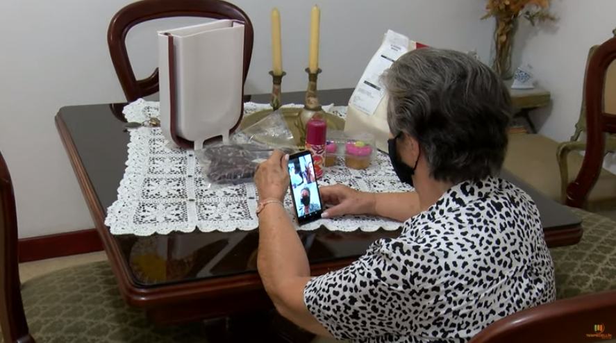 Autoridades invitan a celebrara el Día de la Madre de manera virtual