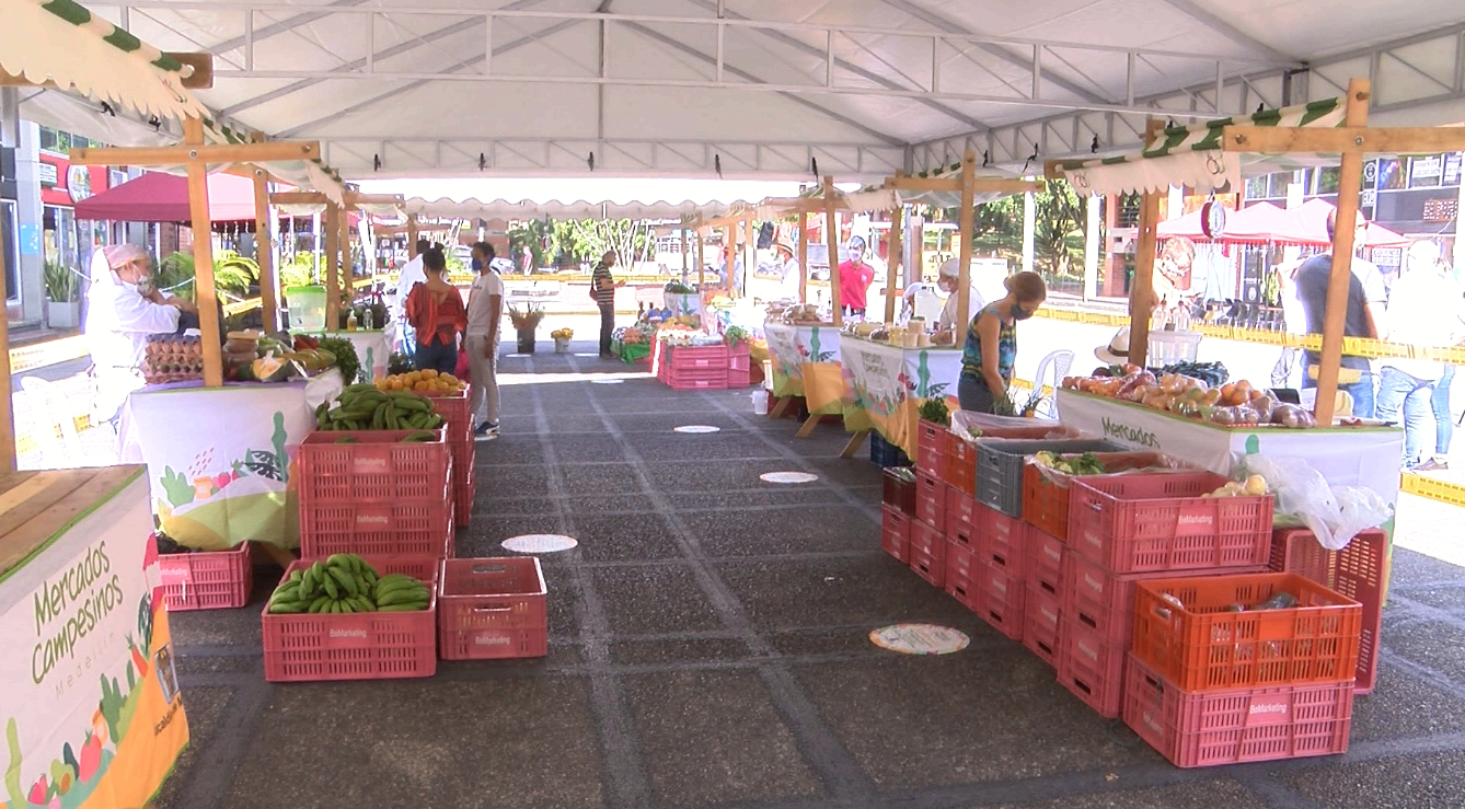 Regresan los mercados campesinos a los parques de la ciudad