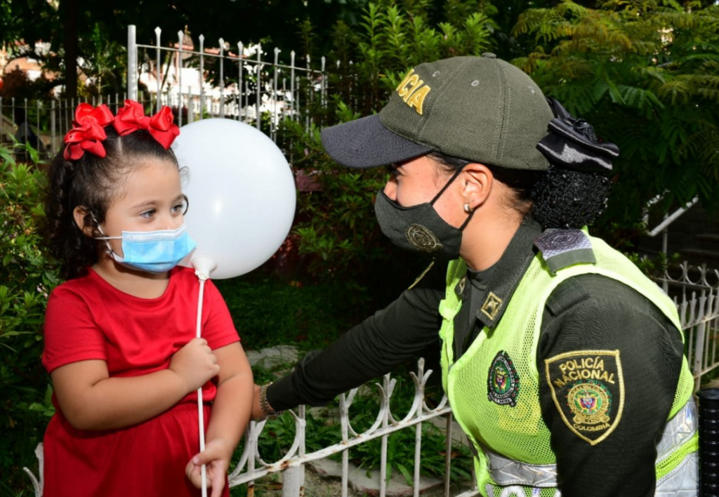 Con una sorpresa, celebraron Día de la Madre a mujeres policías