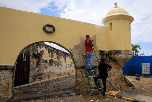 La pintada de la muralla de San Sebastián generó desacuerdo hasta del Ministerio de Cultura