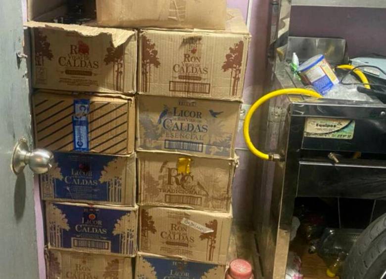 Policía desmantela dos alambiques ilegales en Aranjuez y el Centro de Medellín