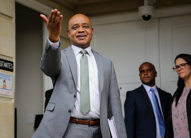 Luis Gilberto Murillo será el nuevo canciller encargado tras suspensión de Álvaro Leyva
