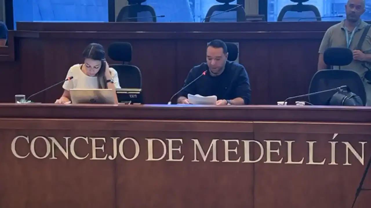 Comisión Primera del Concejo de Medellín aprueba en primer debate la venta de acciones de UNE