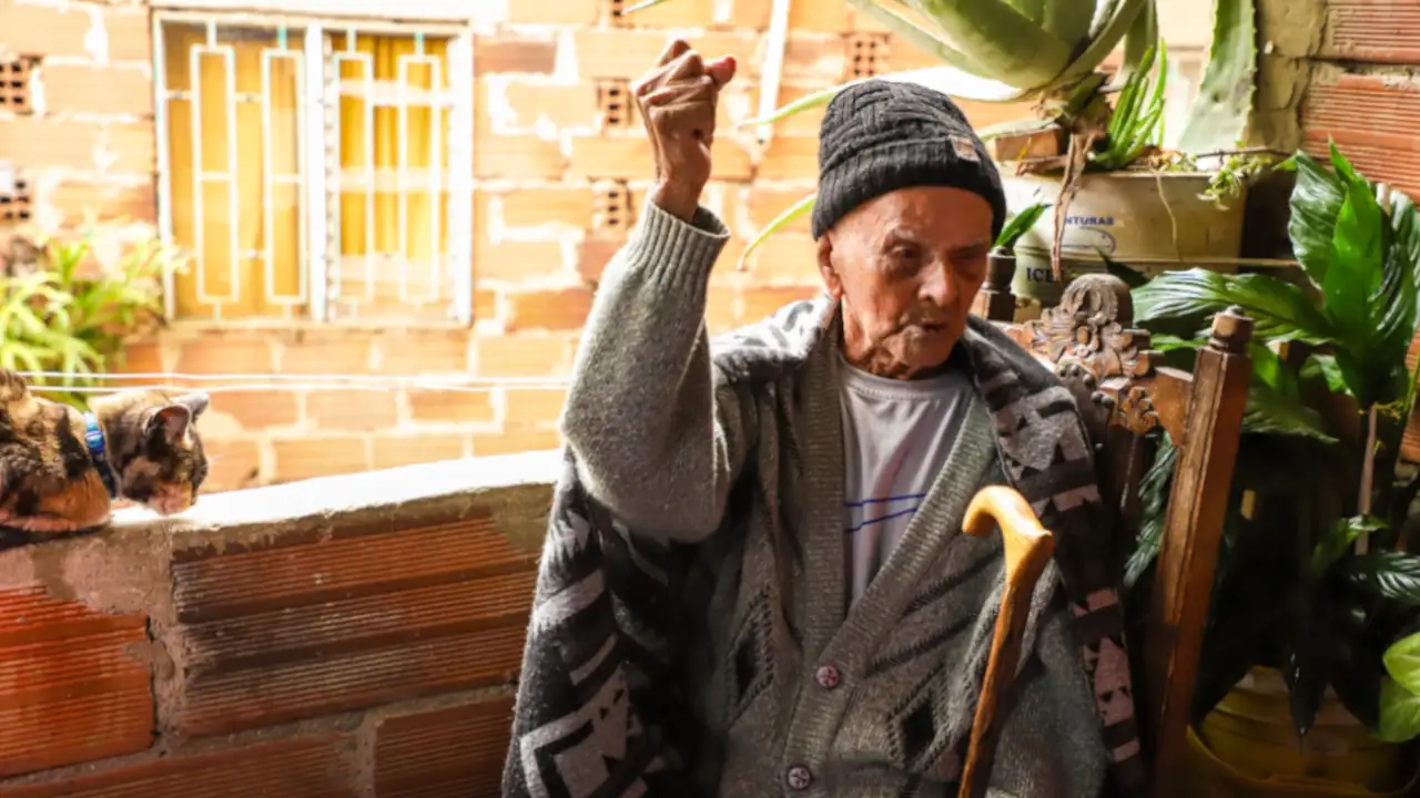 Adultos-Mayores-Medellín