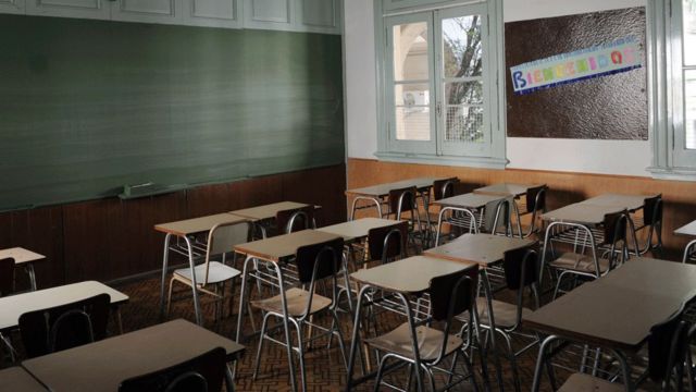 Menor de 13 años agredió a un profesor en colegio de Castilla