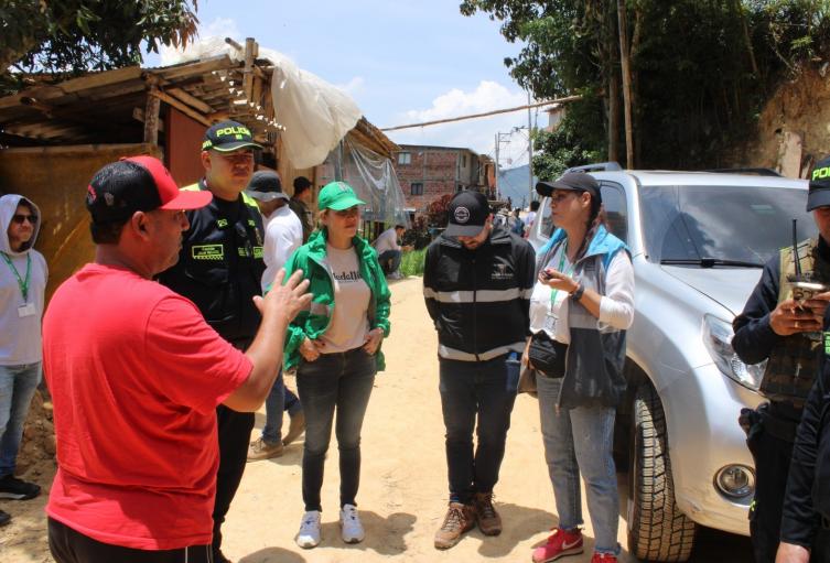 La UNP se pronunció sobre el vehículo quemado de un líder en Medellín