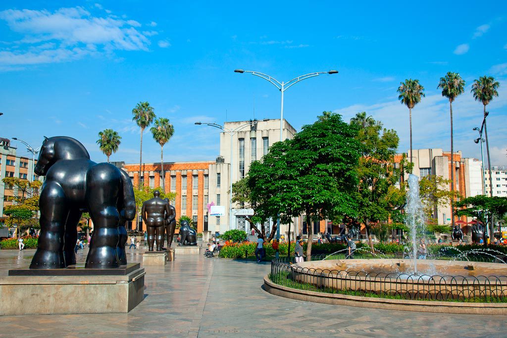 Maestro Fernando Botero es recordado en Medellín