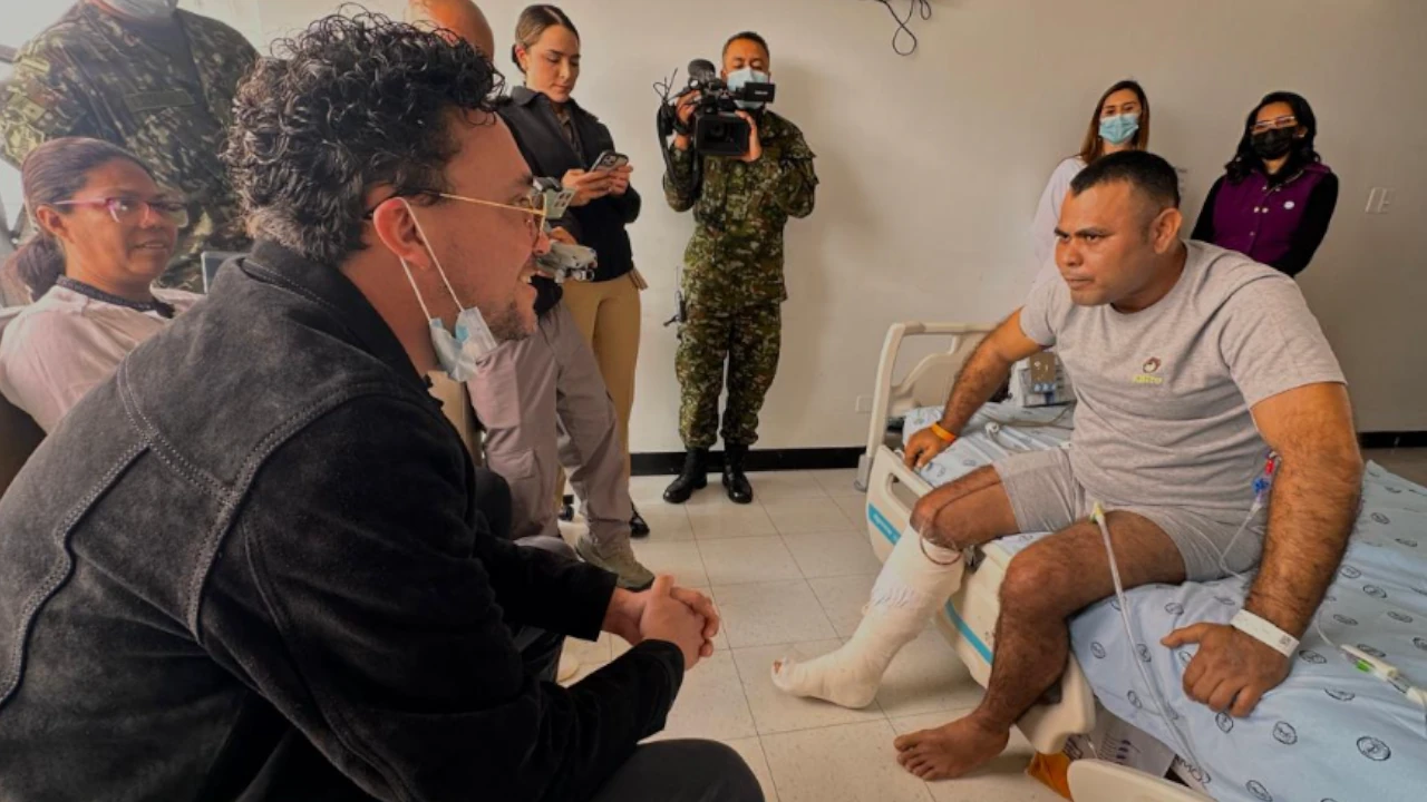 Andres cepeda visita soldados