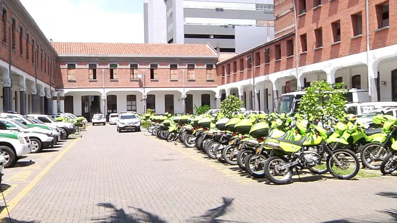 Autoridades trasladaron a presuntos agresores que estarían torturando a reclusos en Estación de La Candelaria