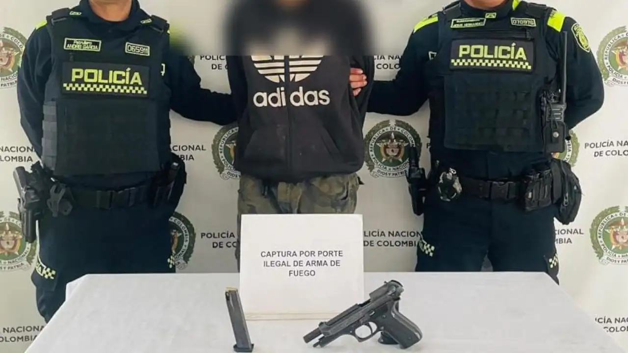 En Envigado un hombre amenazó a su propia hermana con un arma de fuego en medio de una riña familiar