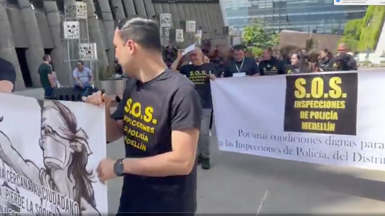 Fico se enfrenta protesta de inspectores por sus declaraciones sobre multa a Efraín Juárez