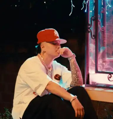 "Como Quisiera": Andy Rivera fusiona ranchera y urbano en un homenaje a Helenita Vargas