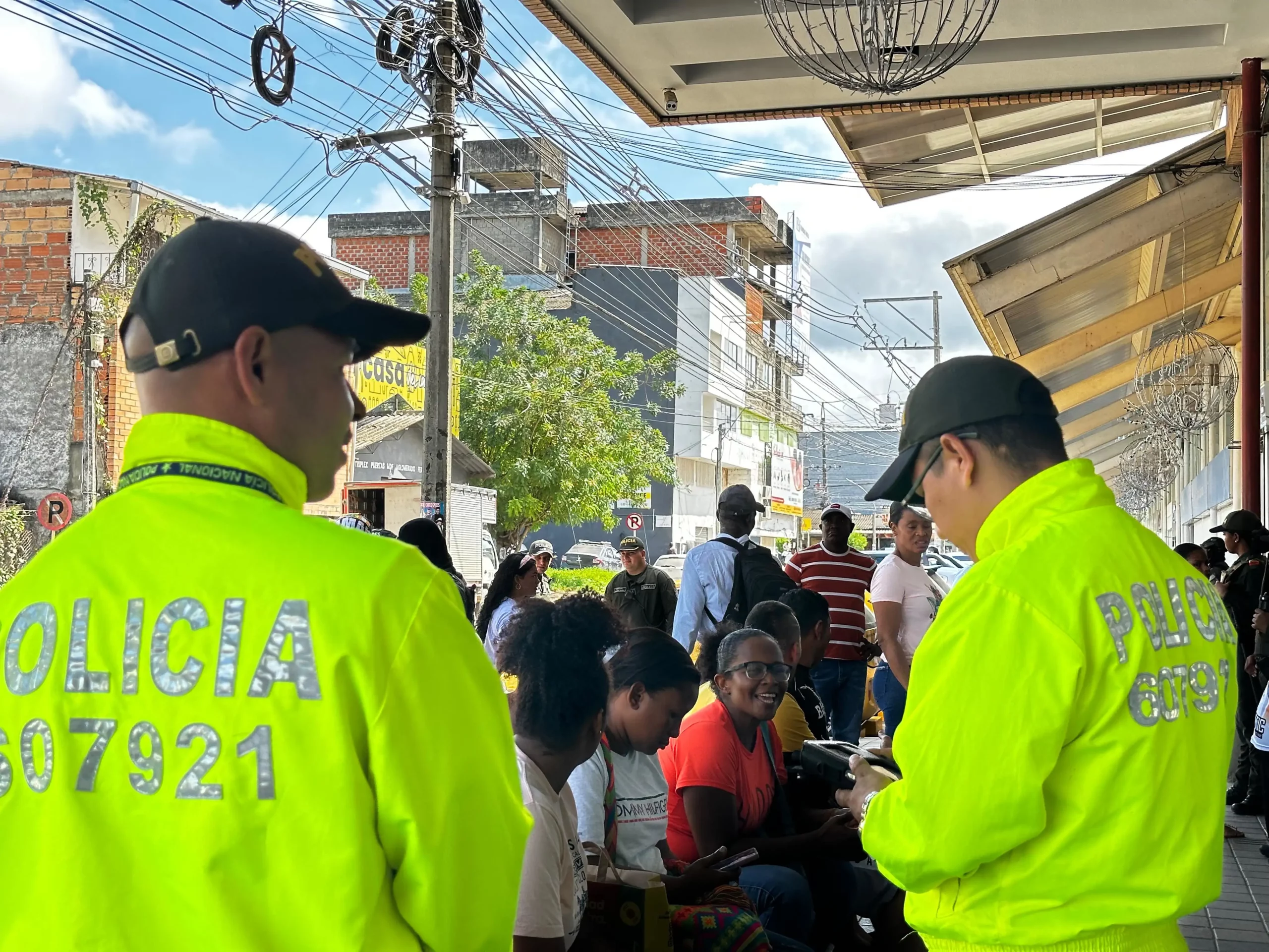 Policía de Urabá implementa el Plan Navidad “Familias Felices” para garantizar seguridad en diciembre
