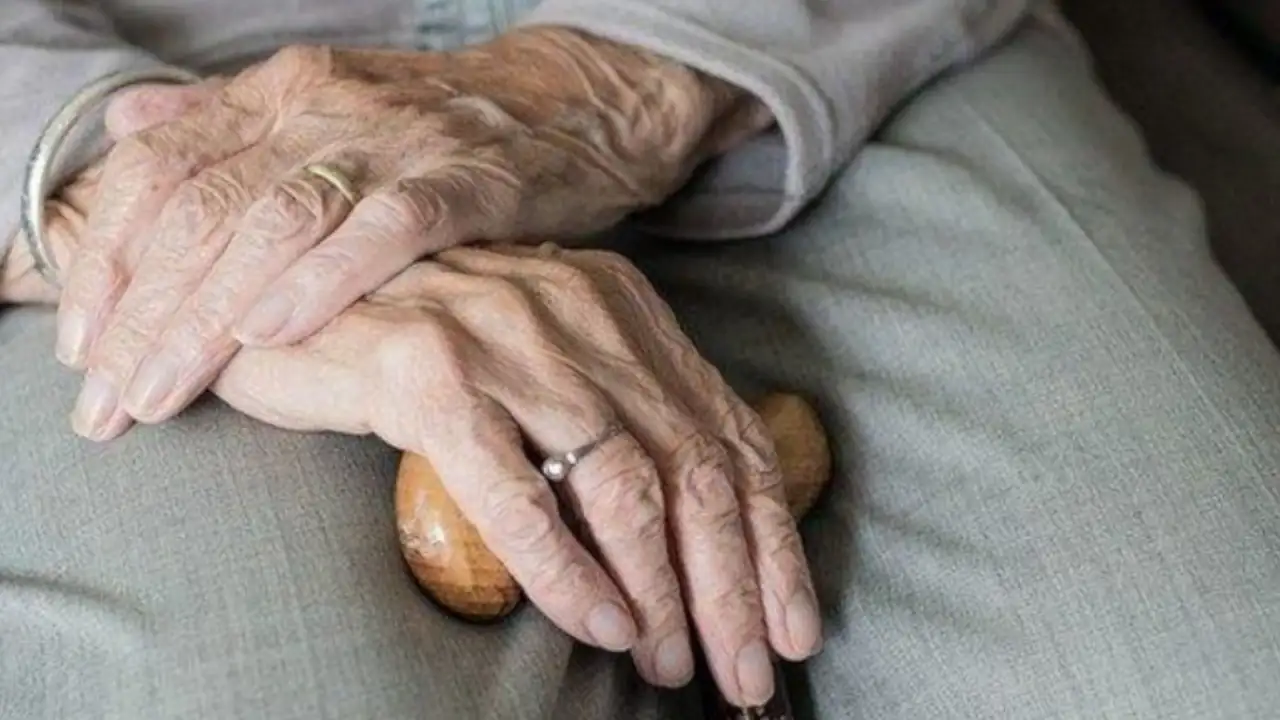 ¡Descaradas! En Rionegro, tres mujeres se aprovecharon de la inocencia de una adulta de 86 años, la drogaron y le robaron
