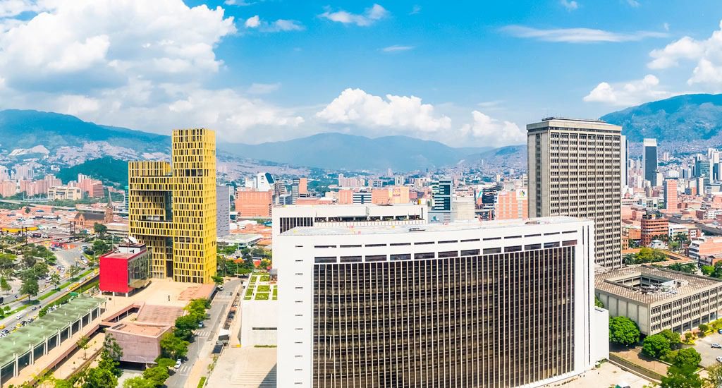 Alcaldía de Medellín desmiente cobros a contratistas y medios comunitarios