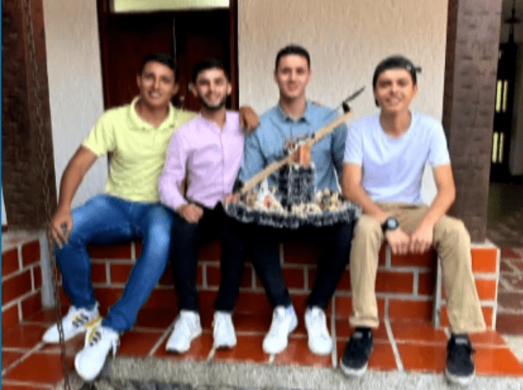 Estudiantes de la UdeA buscan apoyo para viajar a Argentina y mostrar proyecto aeroespacial